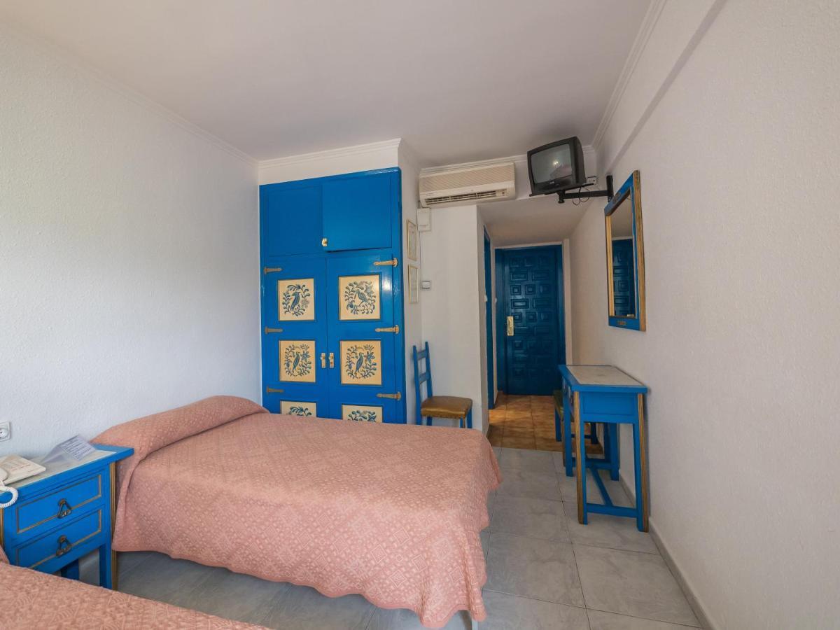 Checkin Garbi Hotel Calella Luaran gambar