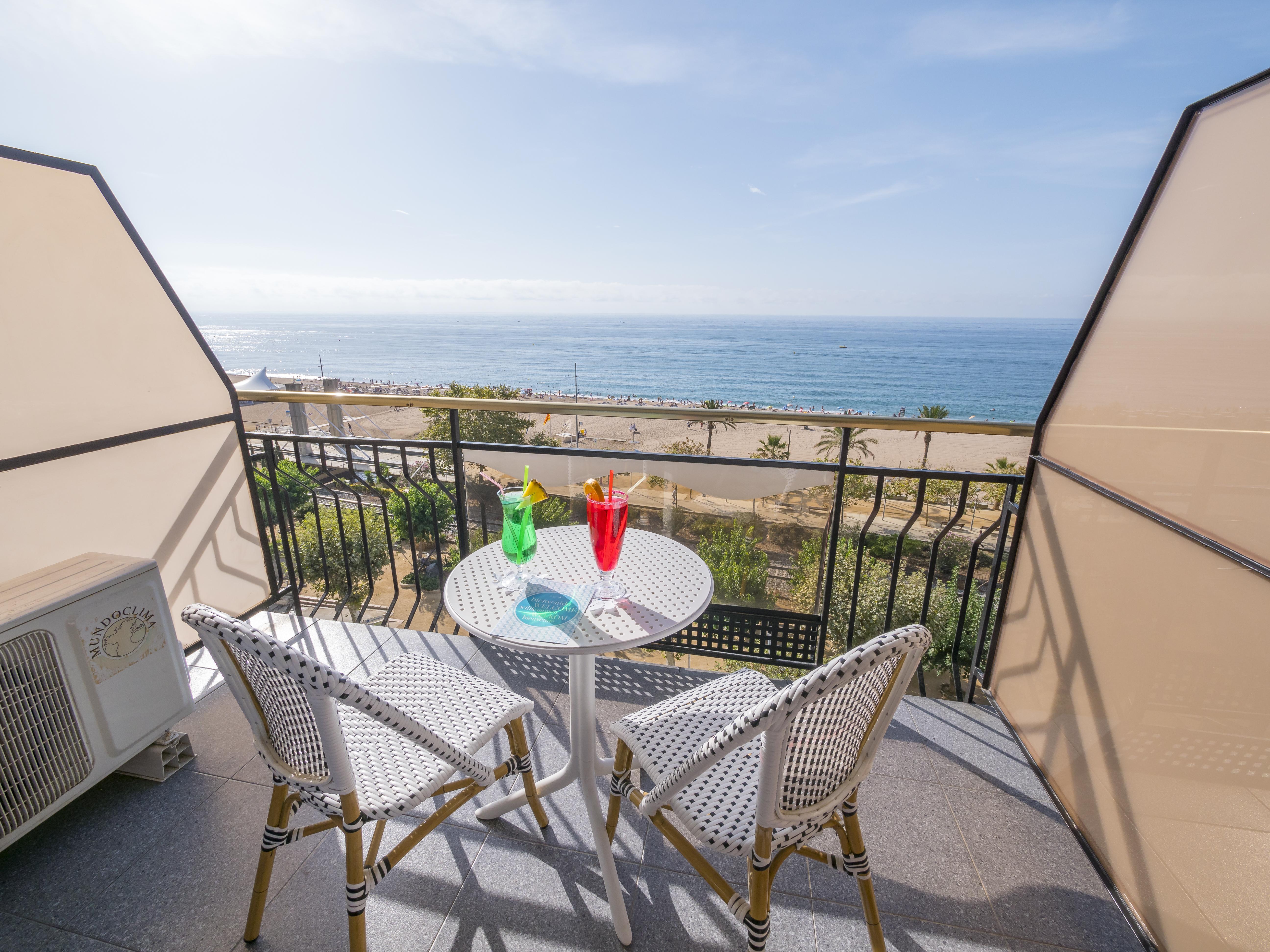 Checkin Garbi Hotel Calella Luaran gambar