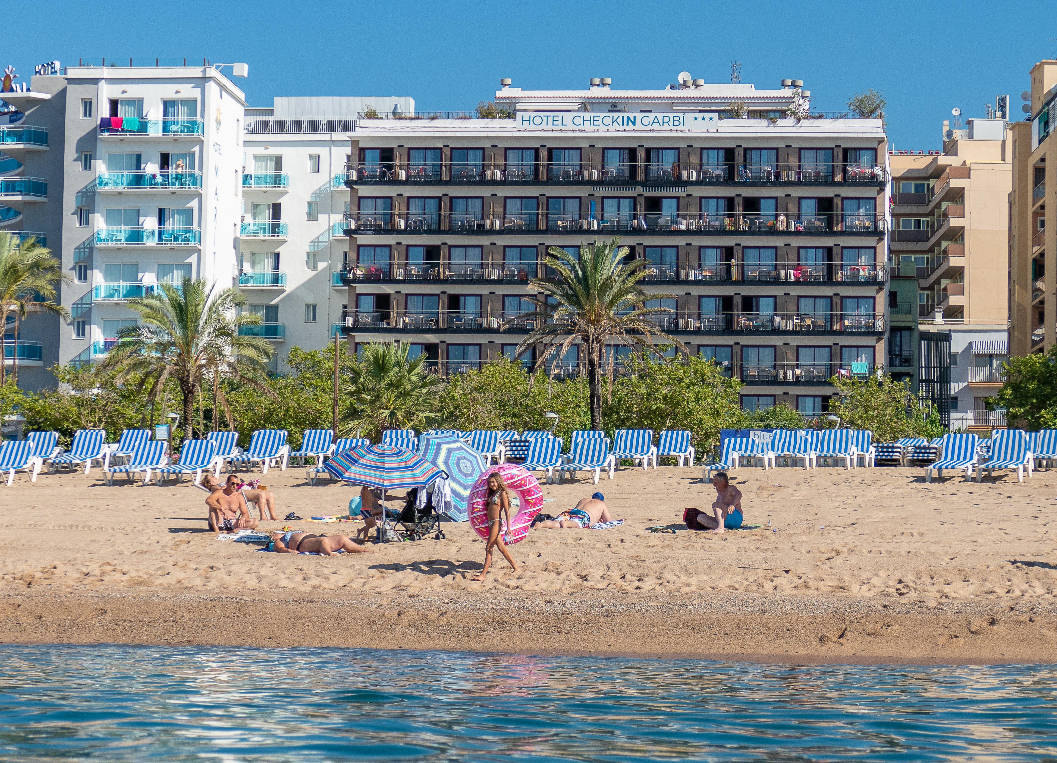 Checkin Garbi Hotel Calella Luaran gambar
