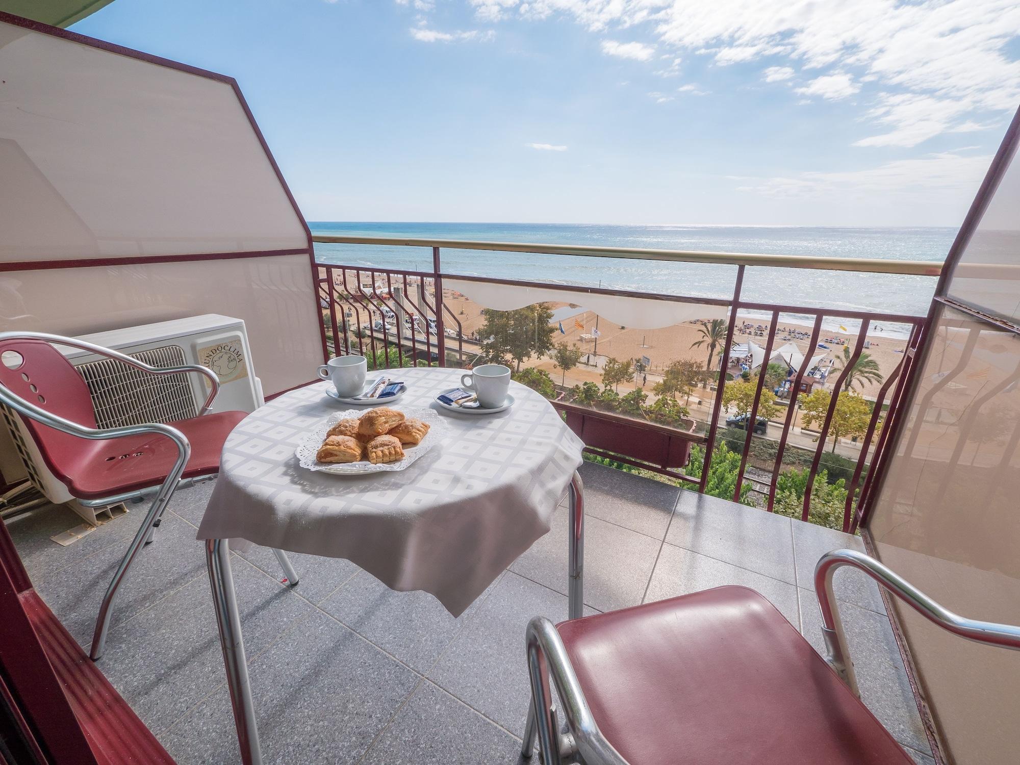 Checkin Garbi Hotel Calella Luaran gambar