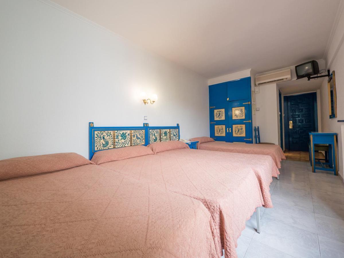 Checkin Garbi Hotel Calella Luaran gambar