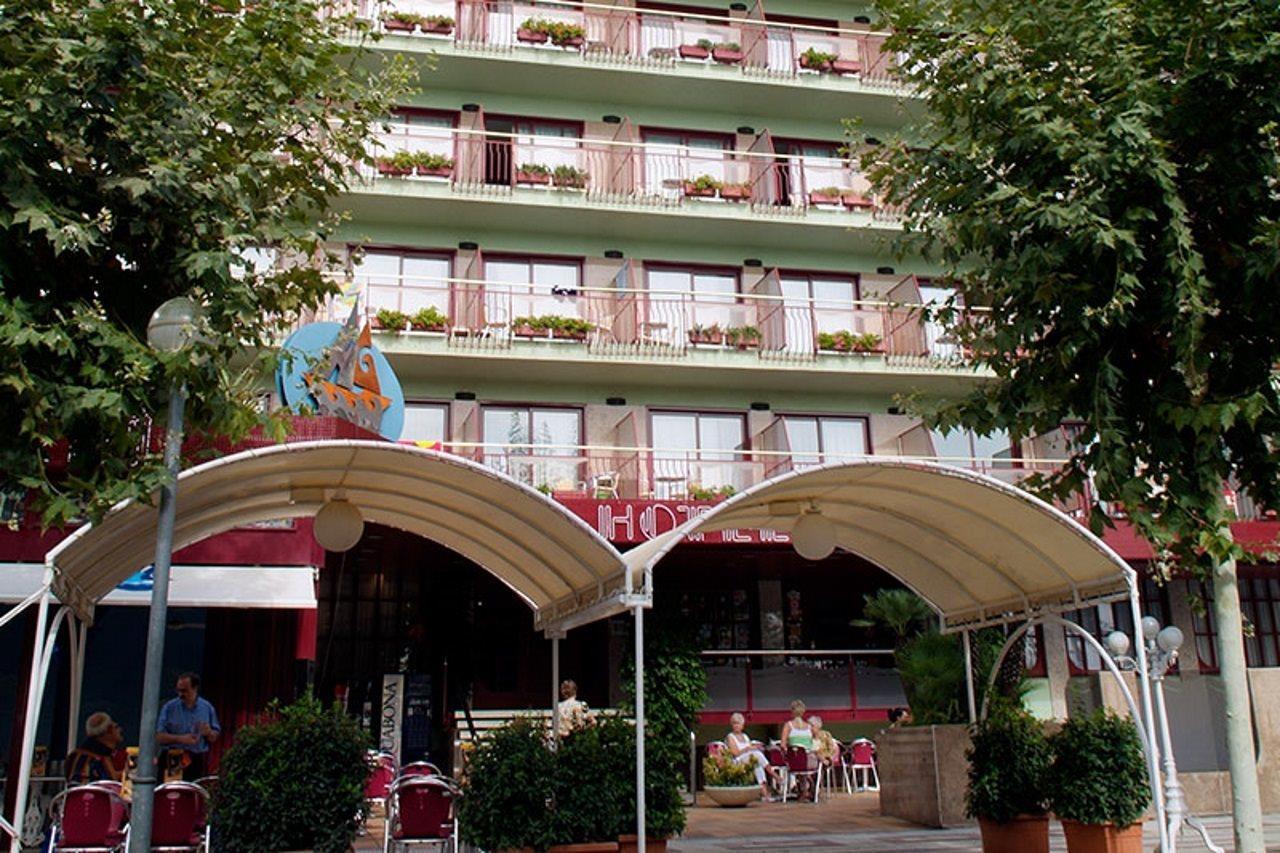 Checkin Garbi Hotel Calella Luaran gambar